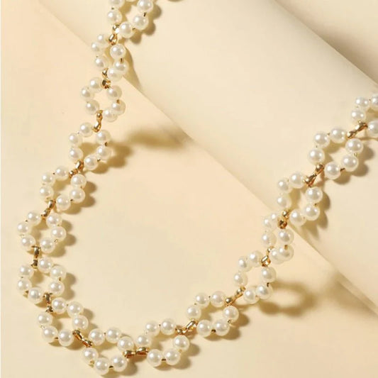 Pearl Flowers Clavicle Necklace for Women